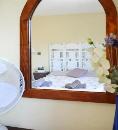 B-rent Tamarindo Casa Sandra דירה *
